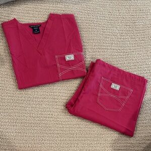Women’s Pink Blue Sky Scrub Set Medium